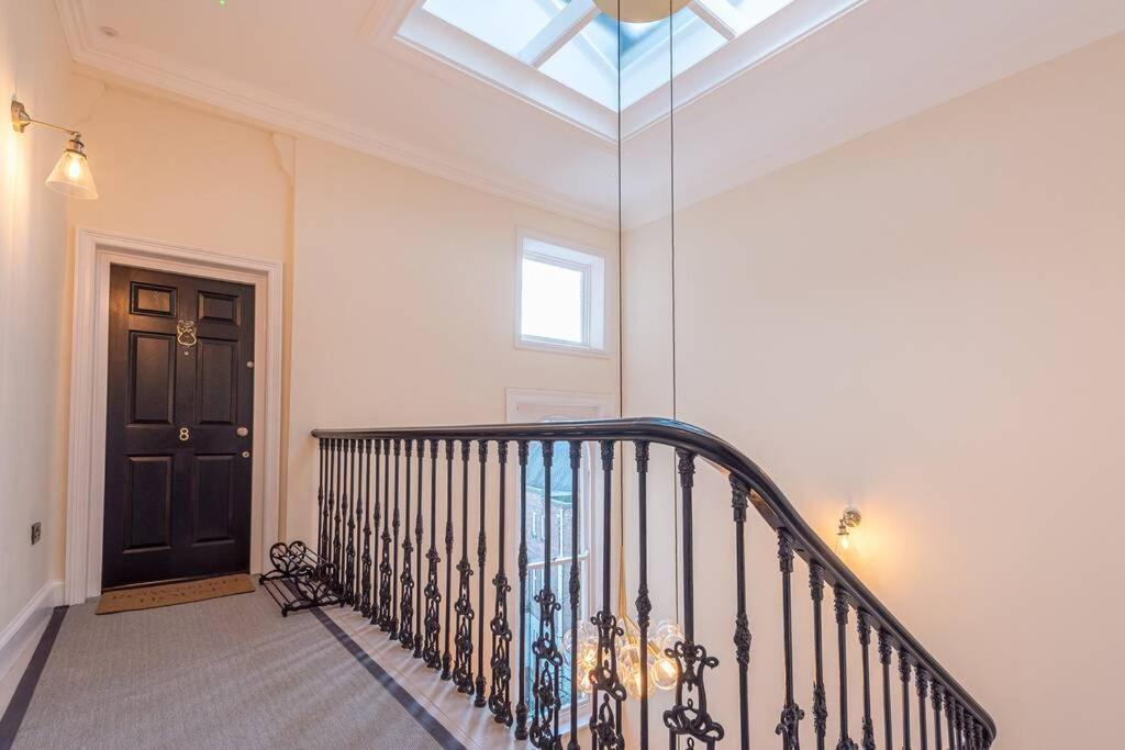 Luxury Apartment Rowntree House Across From The Shambles York Buitenkant foto