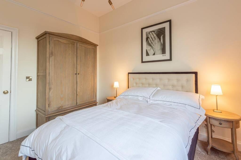 Luxury Apartment Rowntree House Across From The Shambles York Buitenkant foto